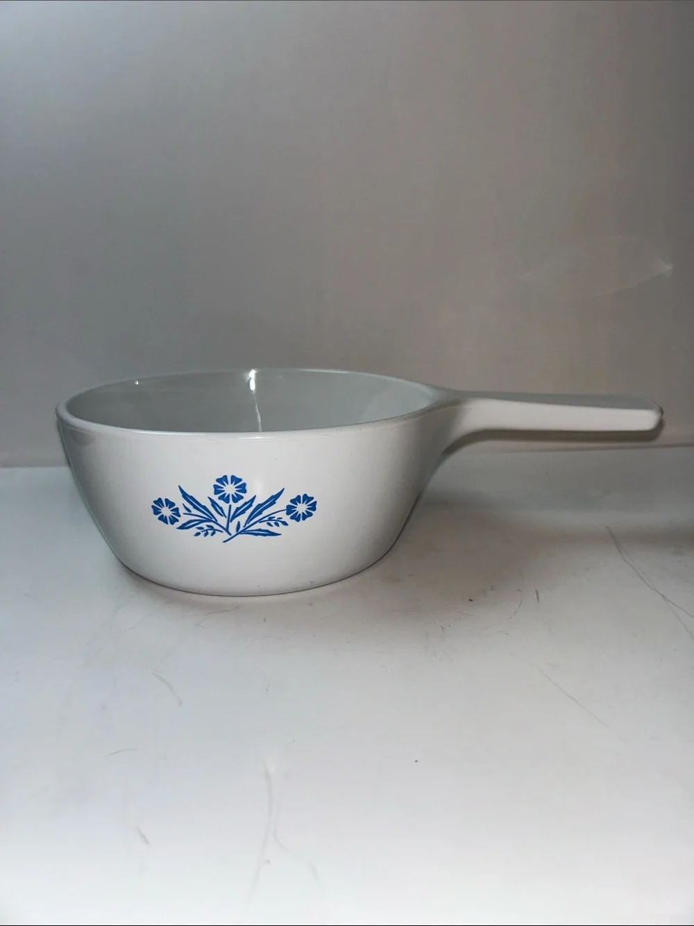 Corning Ware 1 1/2 Pint Cornflower pattern saucepan P82B